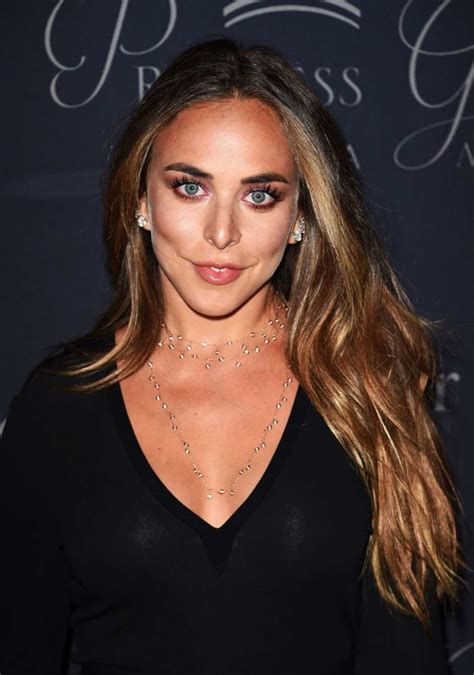 chloe green today.